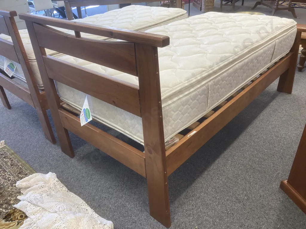 Single Slat Bed Ex Harvey Norman With Sleepmaker Duracoil Euro Luxury Double Pillowtop Mattress Image 1++