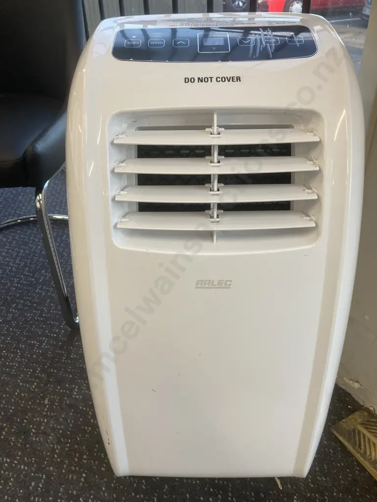 Arlec Portable Air Conditioner, Model PA 0701, 2.5Kw Image 1++