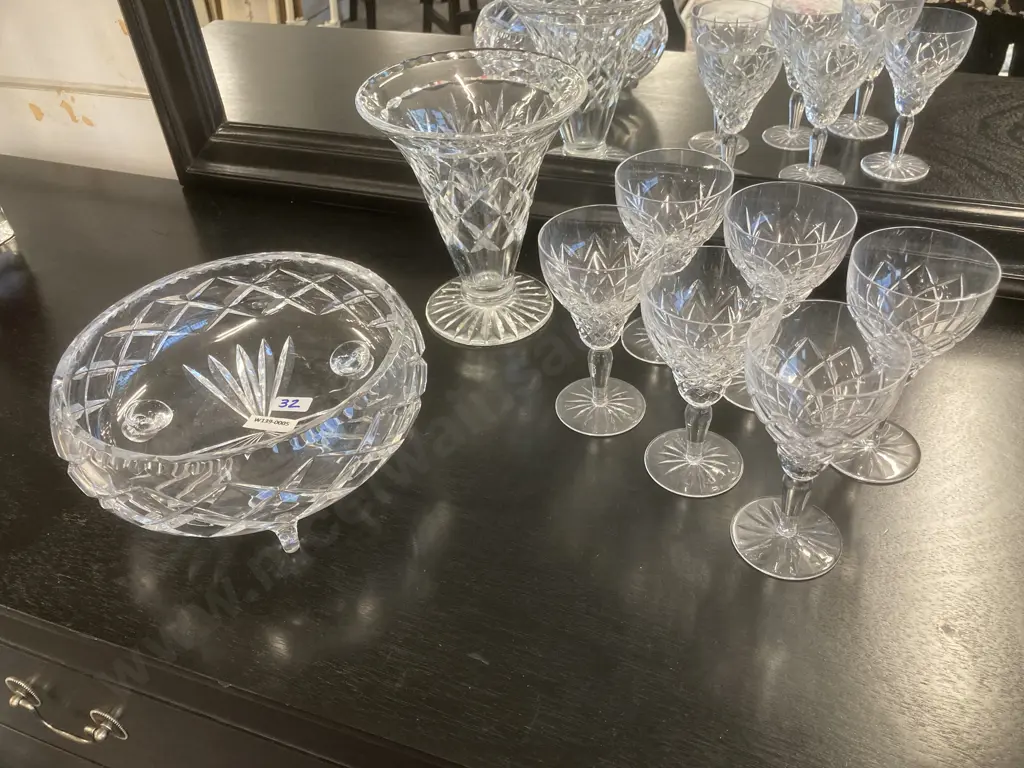 Crystal Vase, 7cm, Tri Footed Dish, Dia20cm, Sherry / Wine Glasses x Six Image 1++