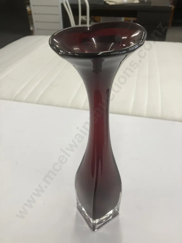 Ruby Red Aseda Glasbruk Sweden Glass Vase Image 1++