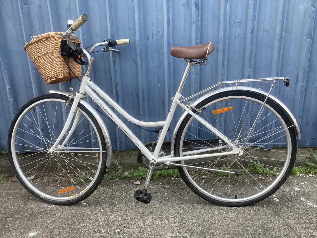 Schwinn Cream Cruiser Bike, Cane Basket, White With Brown Seat, 163-175 Image 1++