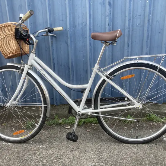 Schwinn Cream Cruiser Bike, Cane Basket, White With Brown Seat, 163-175
