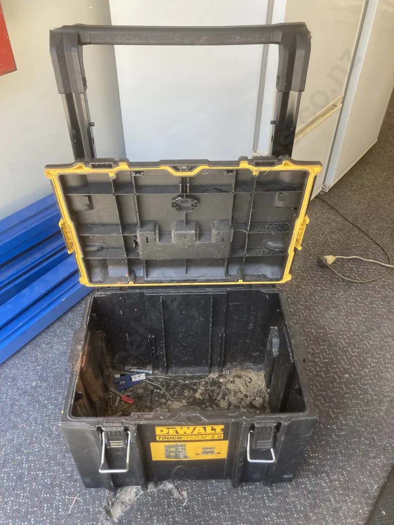 DeWalt Tough System 2.0 Rolling Toolbox Image 1++