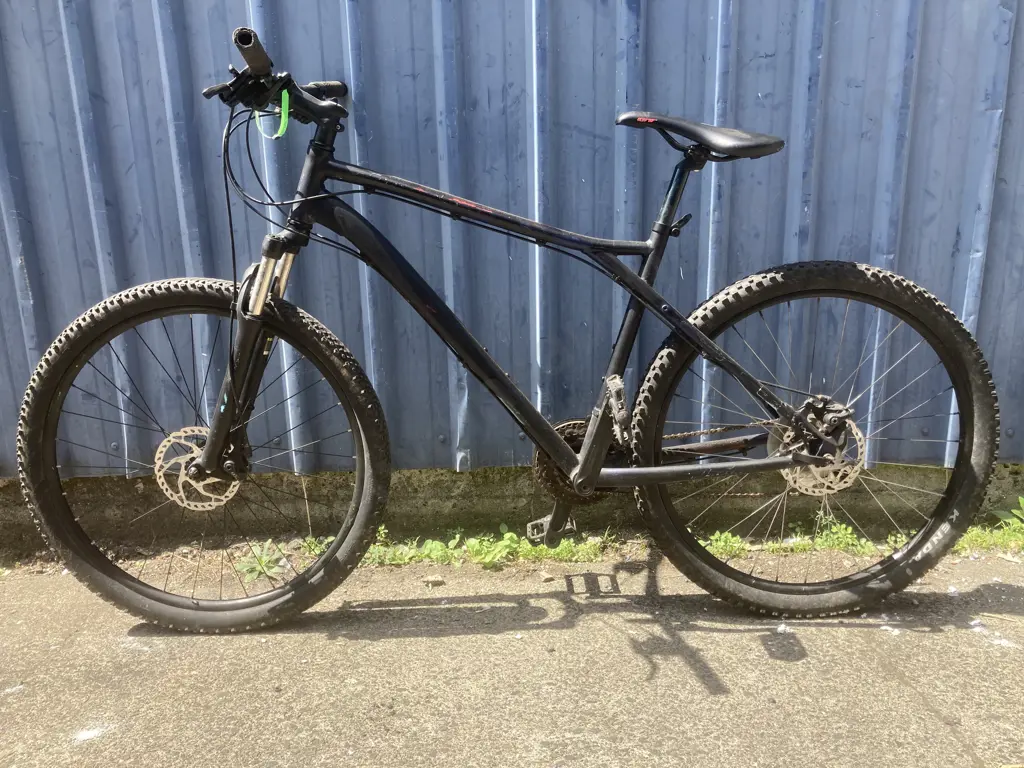 GT Mountain Bike, Black Image 1++