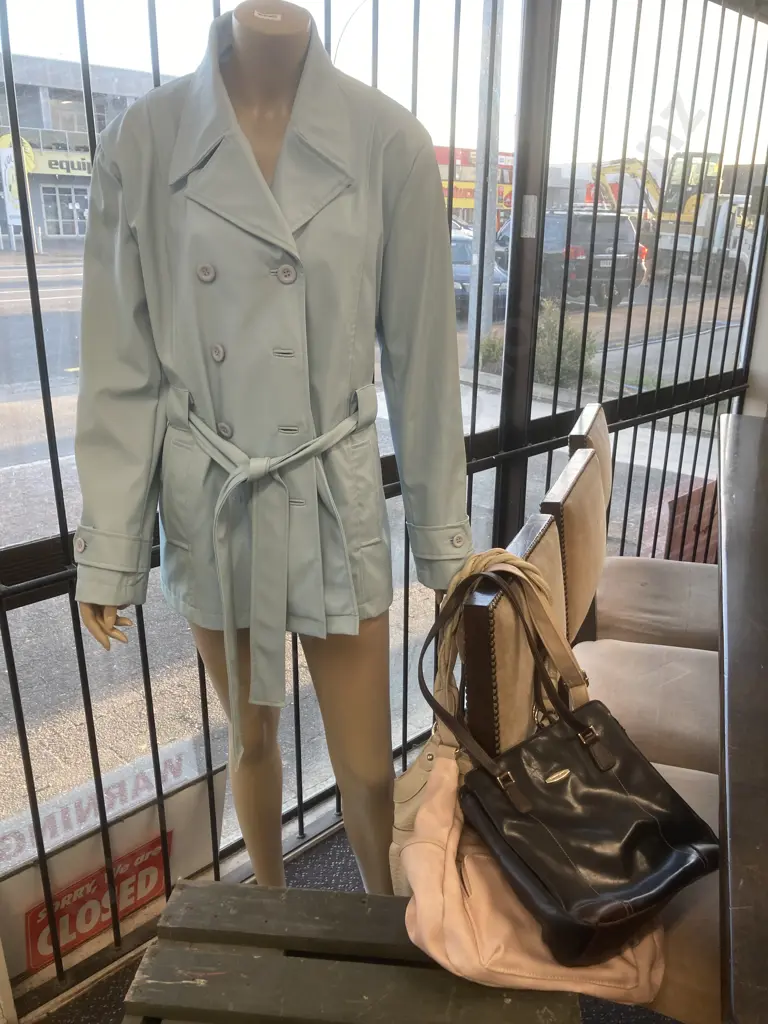Marco Collection Ladies Size L Blue Jacket With Assorted Handbags Image 1++