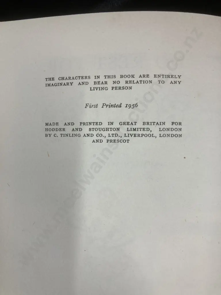 1956 First Edition No Rest For Biggles By Captain W.E Johns, Hardcover With Dust Jacket Image 1++