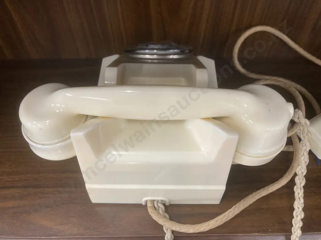 Vintage 1950's Cream Bakelite Strowger Table Automatic Telephone With Draw In Base. Stamped L.11576.B.1. Special Image 1++