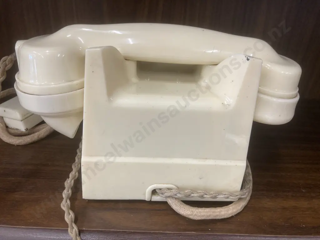 Vintage 1950's Cream Bakelite Telephone With Draw in Base, 2 Lines, Stamped HB 602 326CB  S58/2A?, Handset Marked 164-50 Image 1++