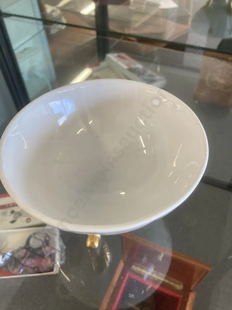 Nagoya Tama Fume #2472 Lidded Dish Image 1++
