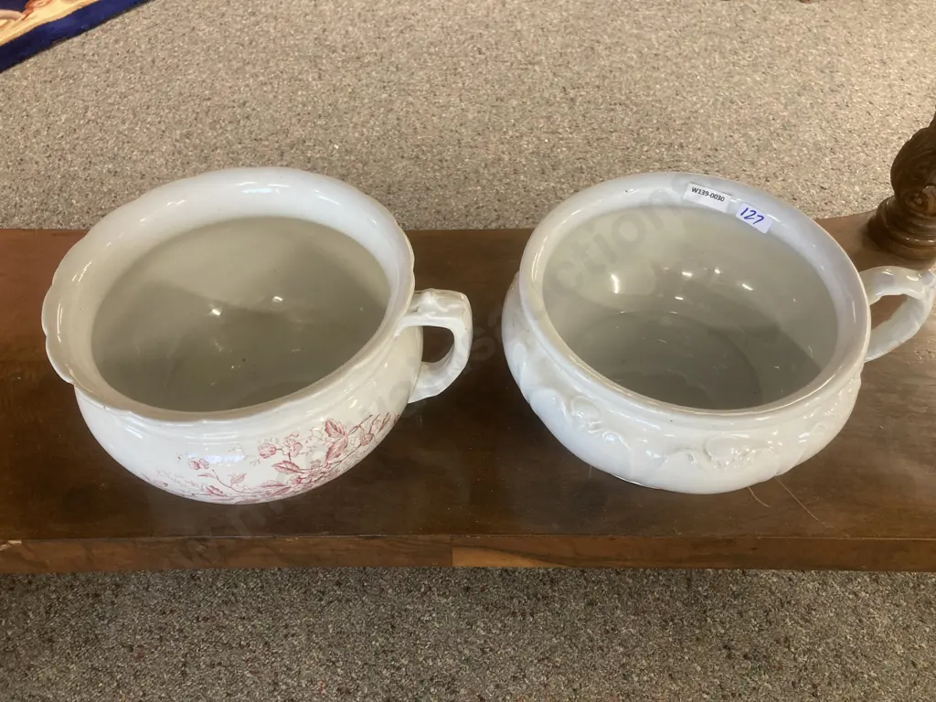 White Johnson Bros Chamber Pot & Porcelaine Royal Daisy Chamber Pot (chip on rim) Image 1++
