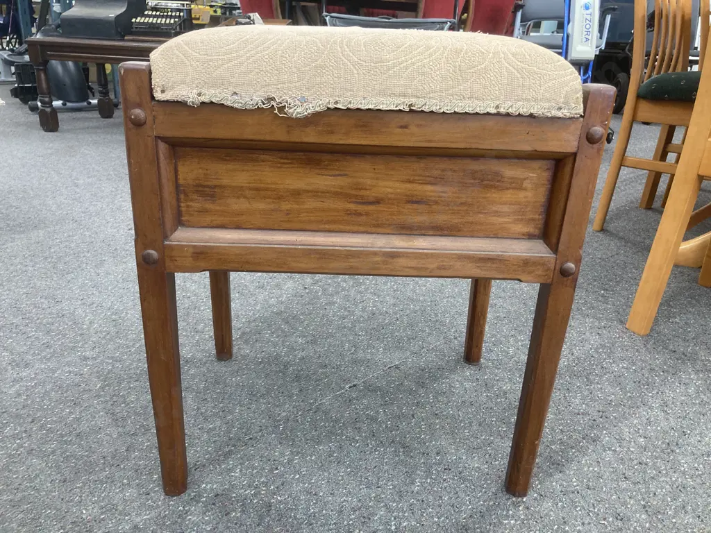 Vintage Mahogany Piano Stool, H56 L49 D36cm Image 1++