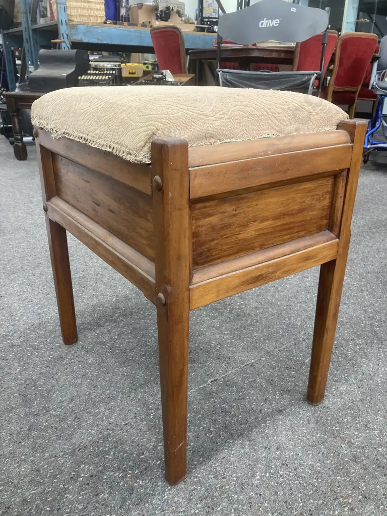 Vintage Mahogany Piano Stool, H56 L49 D36cm Image 1++