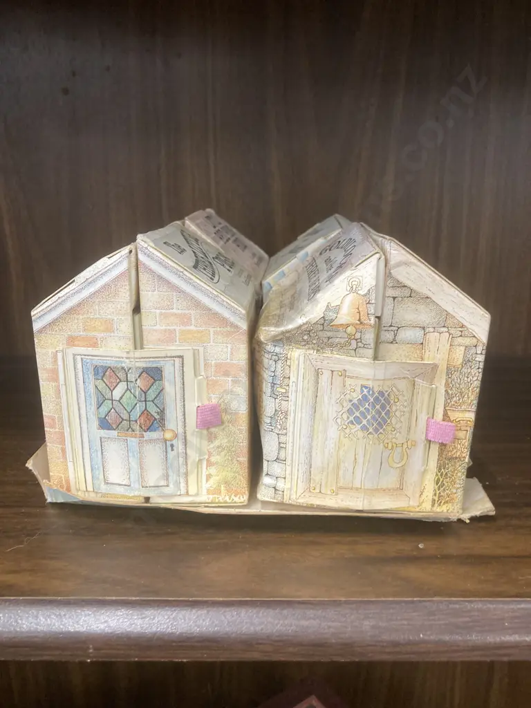 Vintage 1982 Fairytale House Fold Out Books Methuen Walker Books Martin Baynton, Set of Four Image 1++