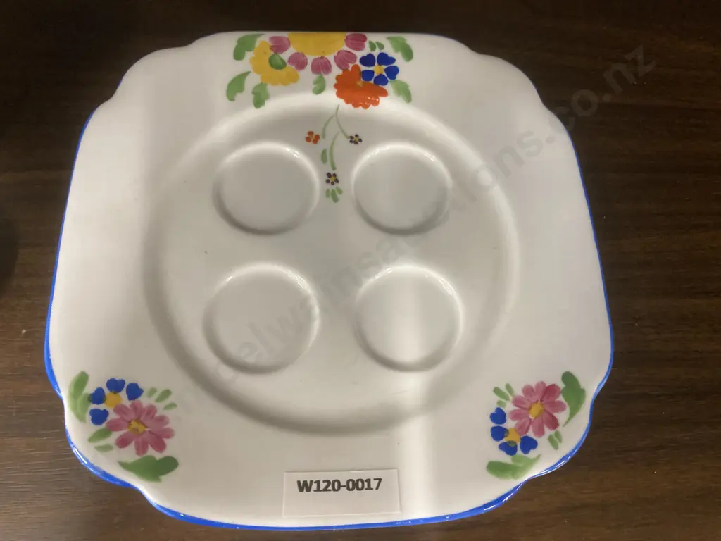 Vintage Royal Albert Egg Cup Set On Tray (one cup af) Image 1++