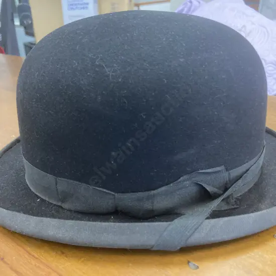 Tress & Co, London Vintage Black Bowler Hat (made for J.Ballantyne & Co, New Zealand)) 