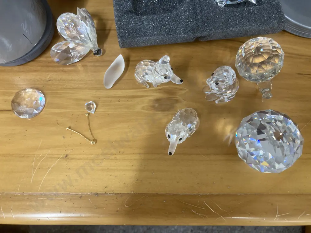 Selection of Swarovski Silver Crystal Ornaments (all af) & Crystal Ball & Snail Image 1++