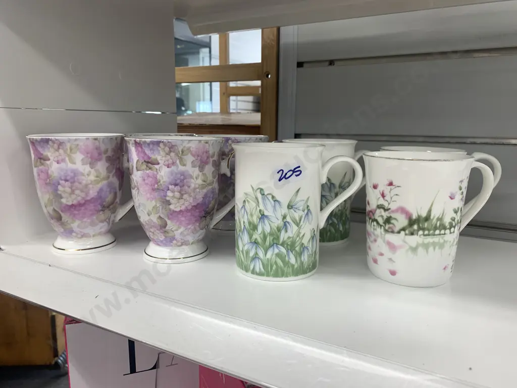 Selection of China Coffee Mugs, Maxwell & Williams, Royal Global, Etc Image 1++