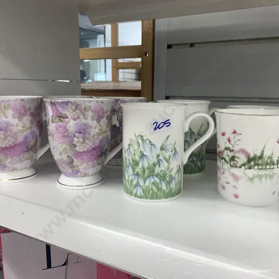 Selection of China Coffee Mugs, Maxwell & Williams, Royal Global, Etc