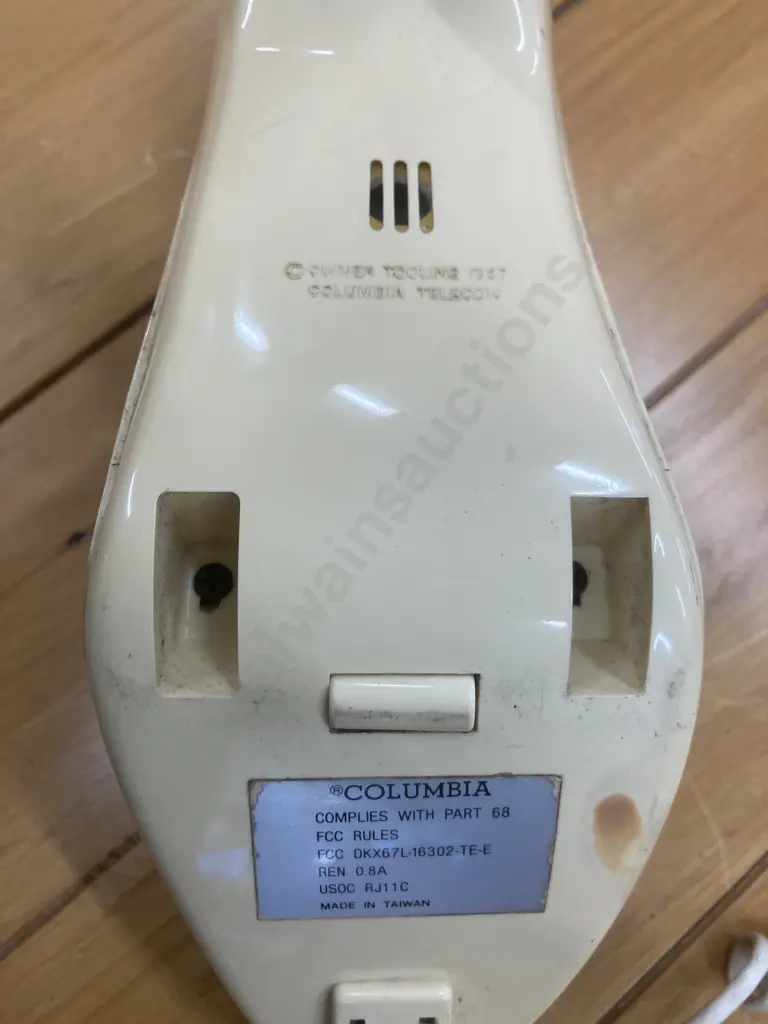 Vintage Columbia Telecom 1987 Cream Shoe Fashion Phone Image 1++