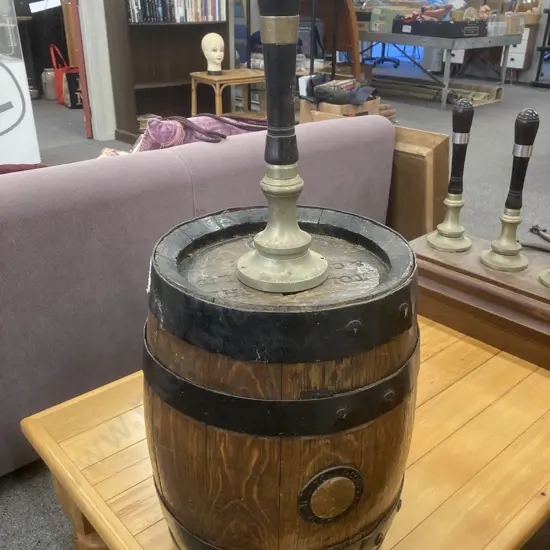 Vintage Wooden Barrell With a Bar Fitters Ipswich Single Beer Pull, 76cm