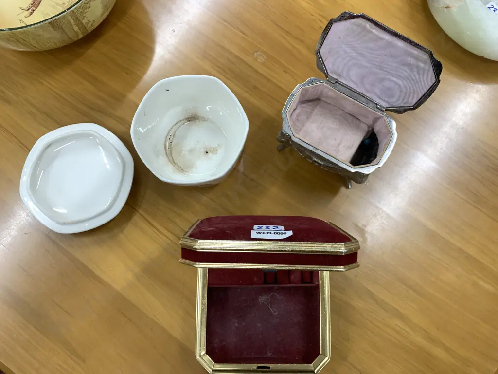 Vintage Lidded Crown Lynn Dish, Lady Diana & Prince Charles, Square Burgundy / Gold & Italian Musical Jewellery Boxes Image 1++