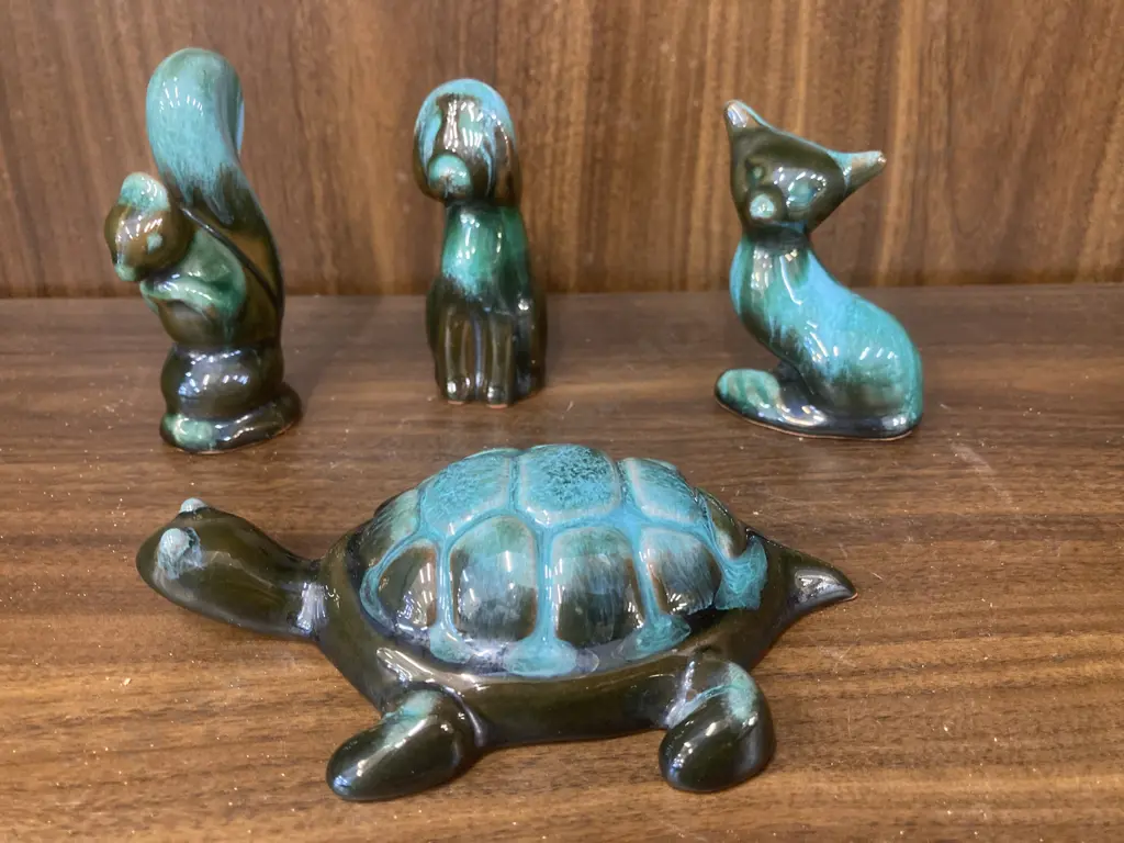 Vintage Blue Mountain Pottery Blue Green Drip Glaze Squirrel, Turtle, Fox, Dog, 8 to 13cm  Image 1++