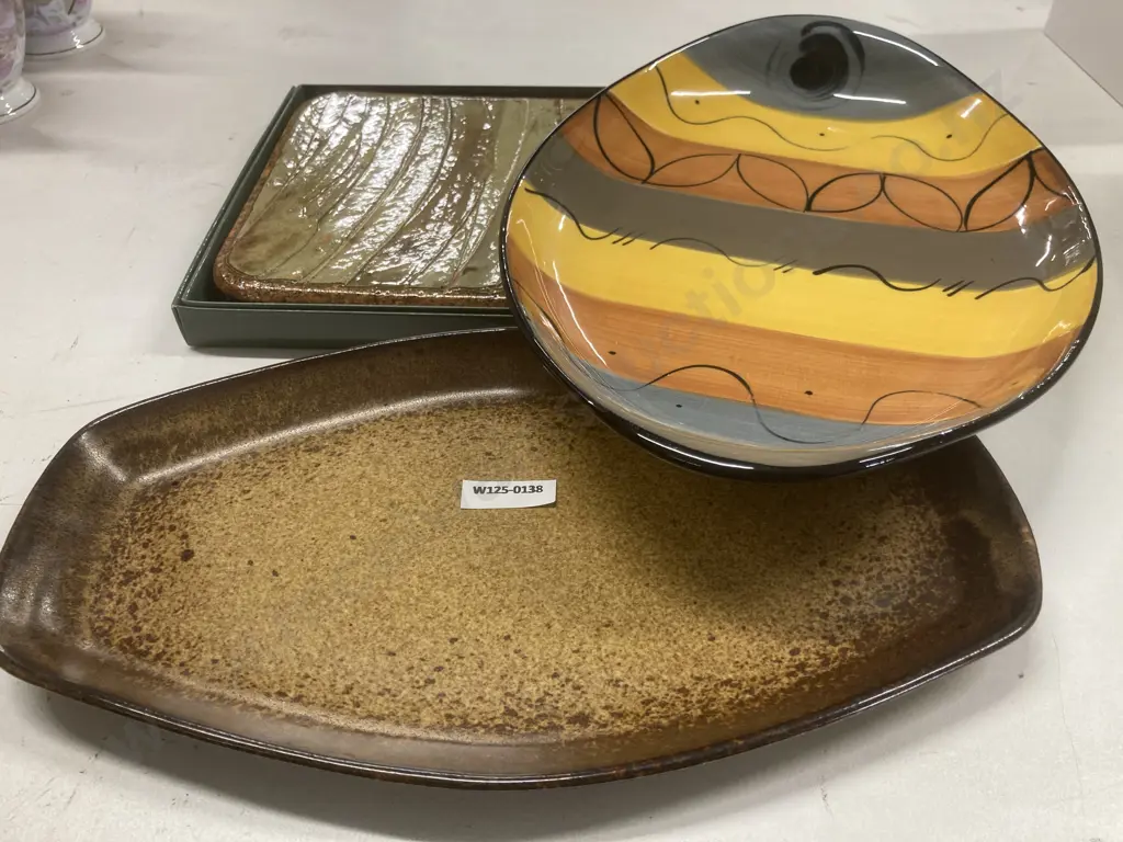Petra Ceramics Platter, Pottery Brown Flecked Platter With 'The Gum Leaf Collection' Rectangular Stand Image 1++