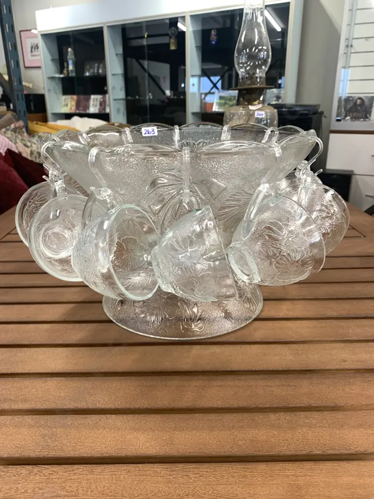 Punch Bowl Set Image 1++