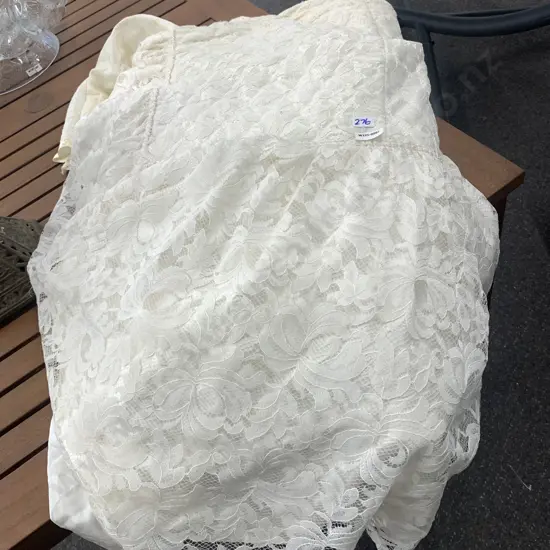 Beautiful Lace Double / Queensize Bedspread
