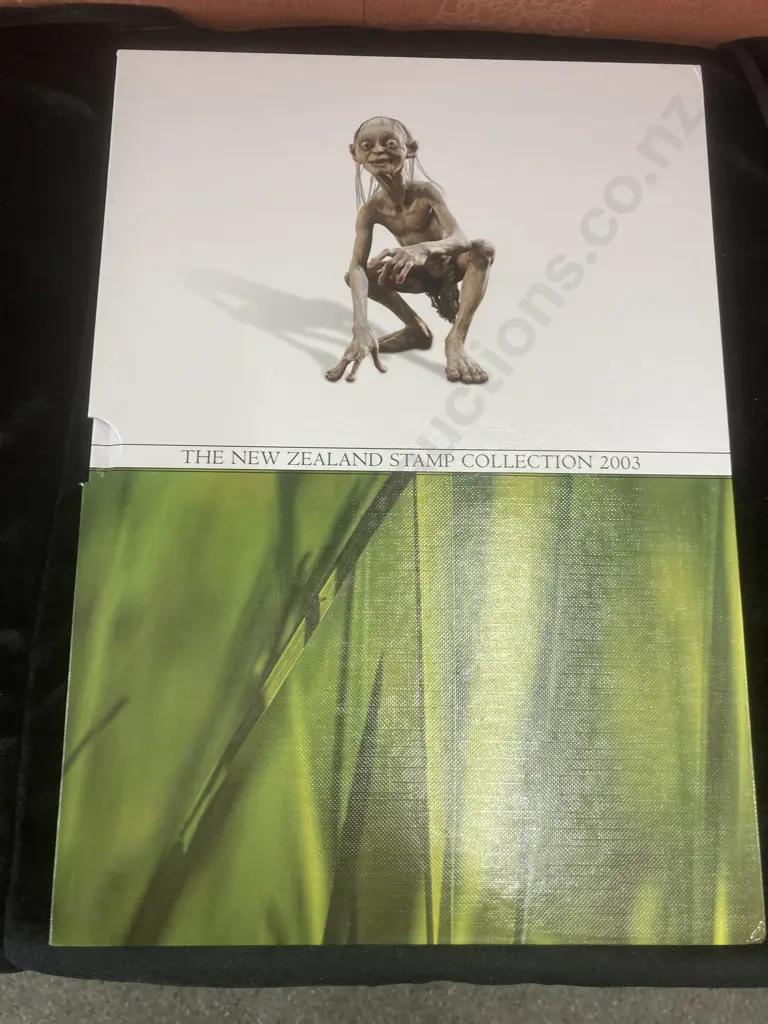 NZ Post Stamps - The New Zealand Collection 2003 Image 1++