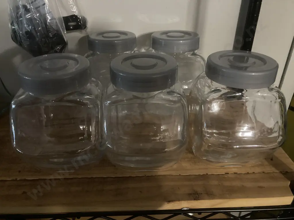 Clear Glass Vases x 3, H20 to 30cm & 5 Lidded Glass Canisters Image 1++
