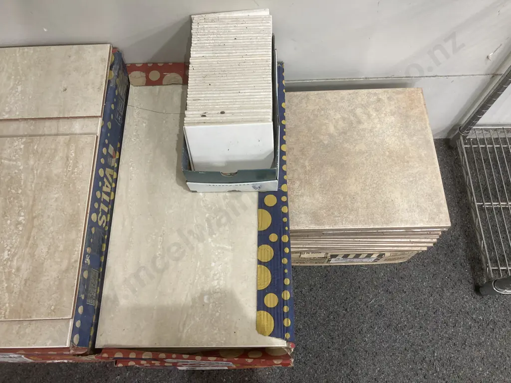Tiles, Assorted 12 Boxes Daino Beige 33x60, White Square, Border Tiles, Ceramiche Piemme Etc Image 1++
