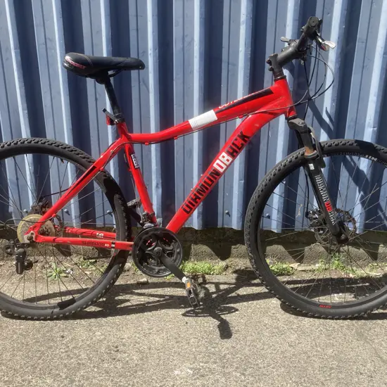 Diamondback Outlook 27.5 Mountain Bike, Red & Black