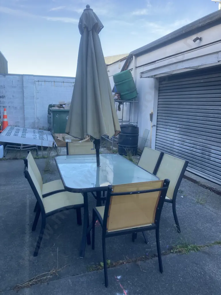Outdoor Table, Aluminium & Glass, 153 x 96cm With Six Chairs & a Market Umbrella Image 1++
