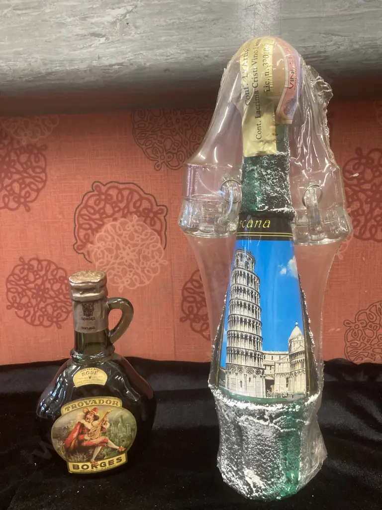 Vintage Trovador Borges Rose Portugal Green Glass Wine Bottle, Mid Century Image 1++