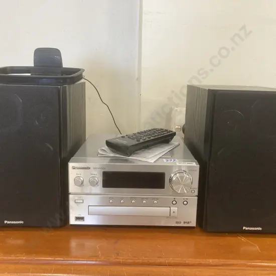 Panasonic SA PMX5DB CD Stereo System