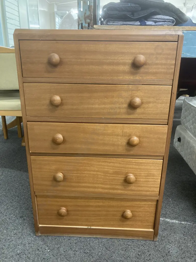 Mahogany Five Drawer Tallboy, Round Wooden Handles, H92 L58.5 D40cm Image 1++