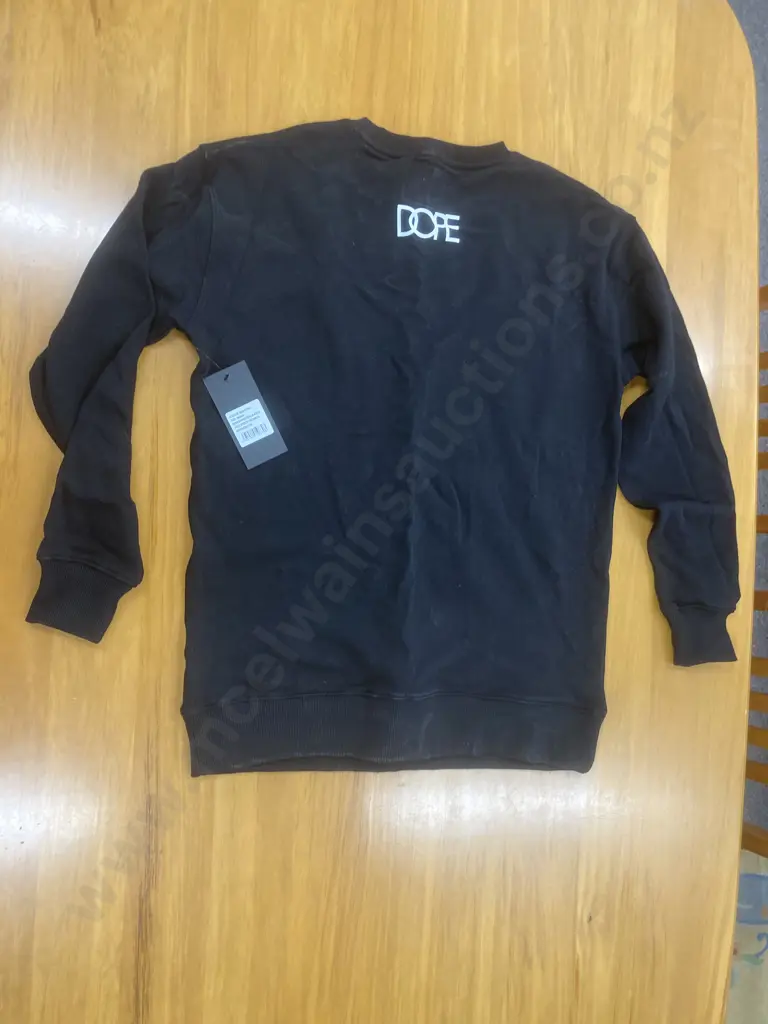 New DOPE Arch Sports Crewneck, Black / White, Size M Image 1++
