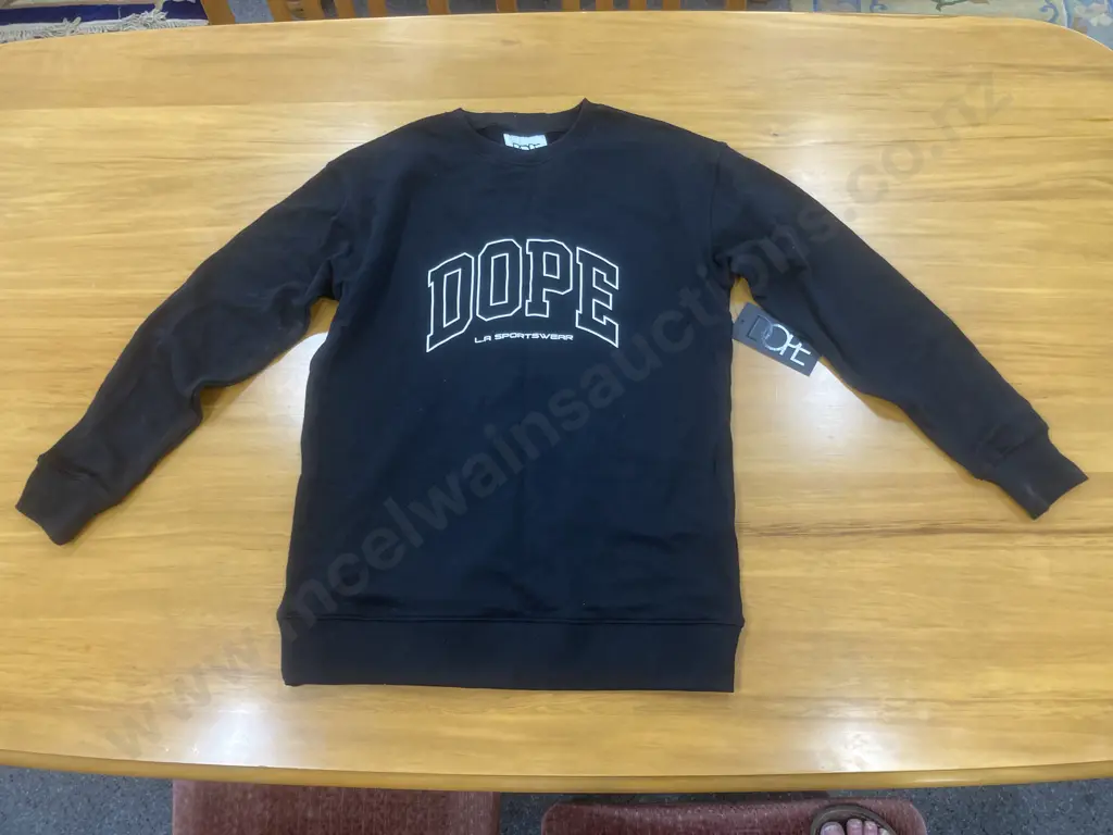 New DOPE Arch Sports Crewneck, Black / White, Size M Image 1++
