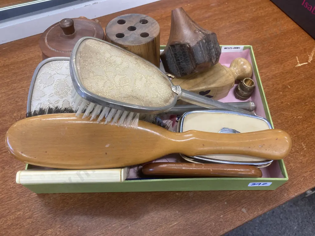 Box Lot Vintage Items, Wooden Ware, Brush, Mirror Etc Image 1++