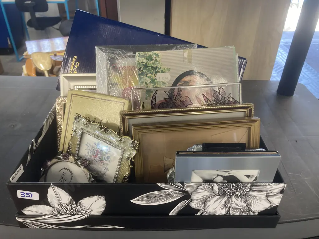 Black & White Gift Box of Assorted Photo Frames Image 1++