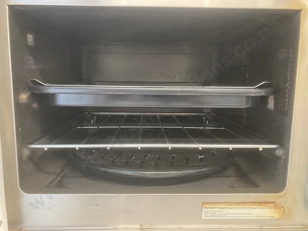 Panasonic Microwave / Convection Oven The Genius Dimension 4 Image 1++