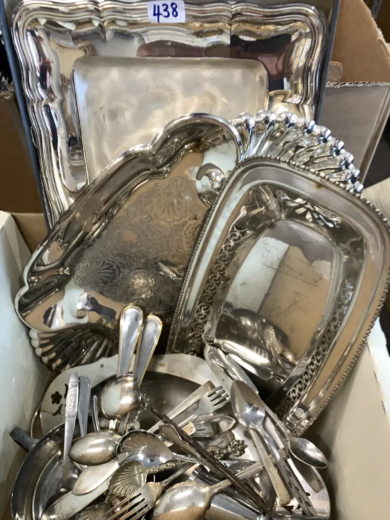 Box Lot Assorted Vintage Silverware Etc Image 1++