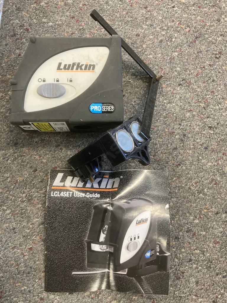 Lufkin LCL4SET Multiline Laser Level & Tripod (Battery Cover Broken) Image 1++
