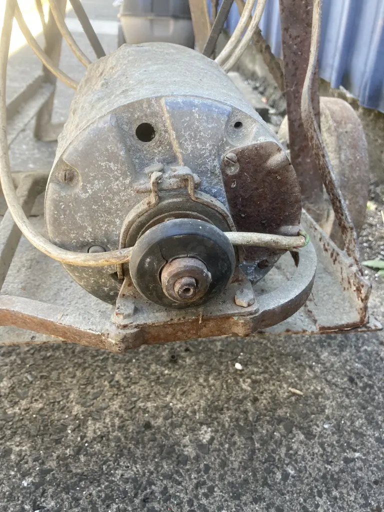 Concrete Mixer, Electric Image 1++