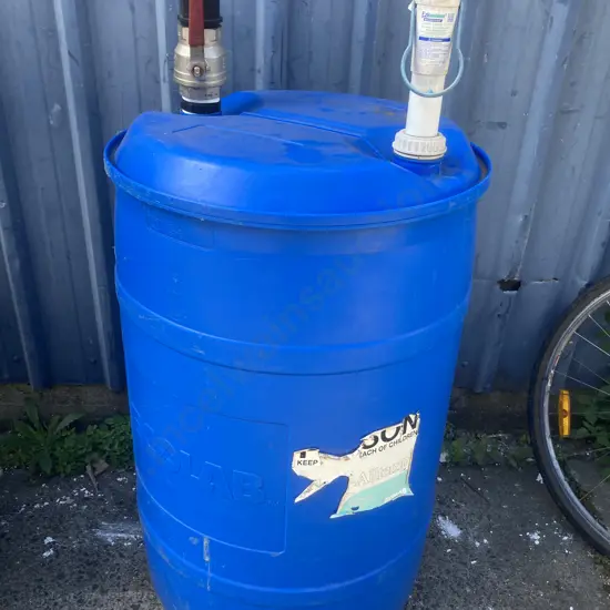200 Litre Plastic Drum With 2" Tap & EziAction Drum Pump