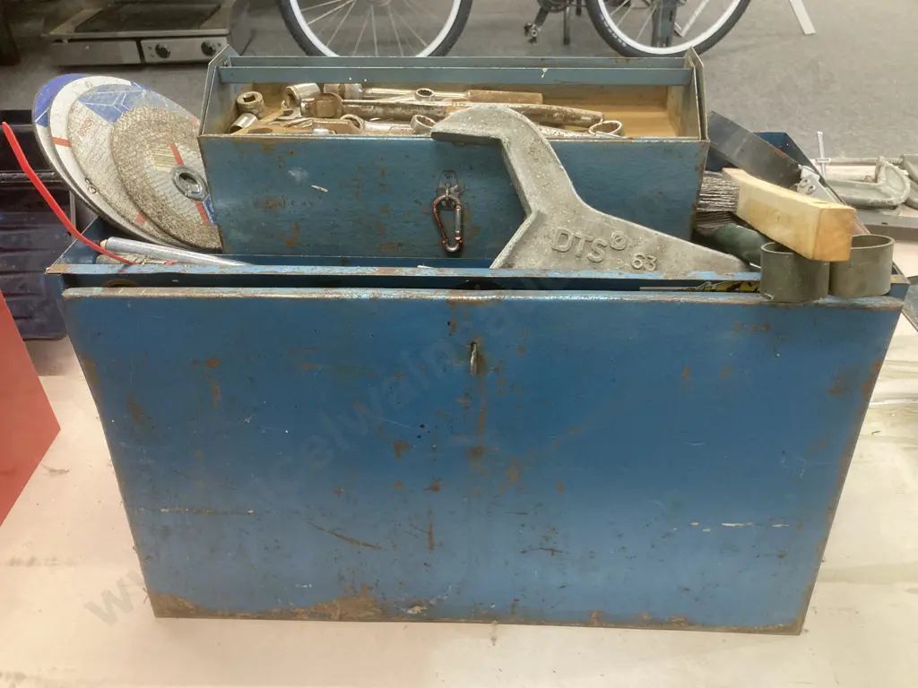 Blue Steel 4 Drawer Toolbox, Tools, Cutting Discs, Etc With Small Toolbox & Tools Image 1++