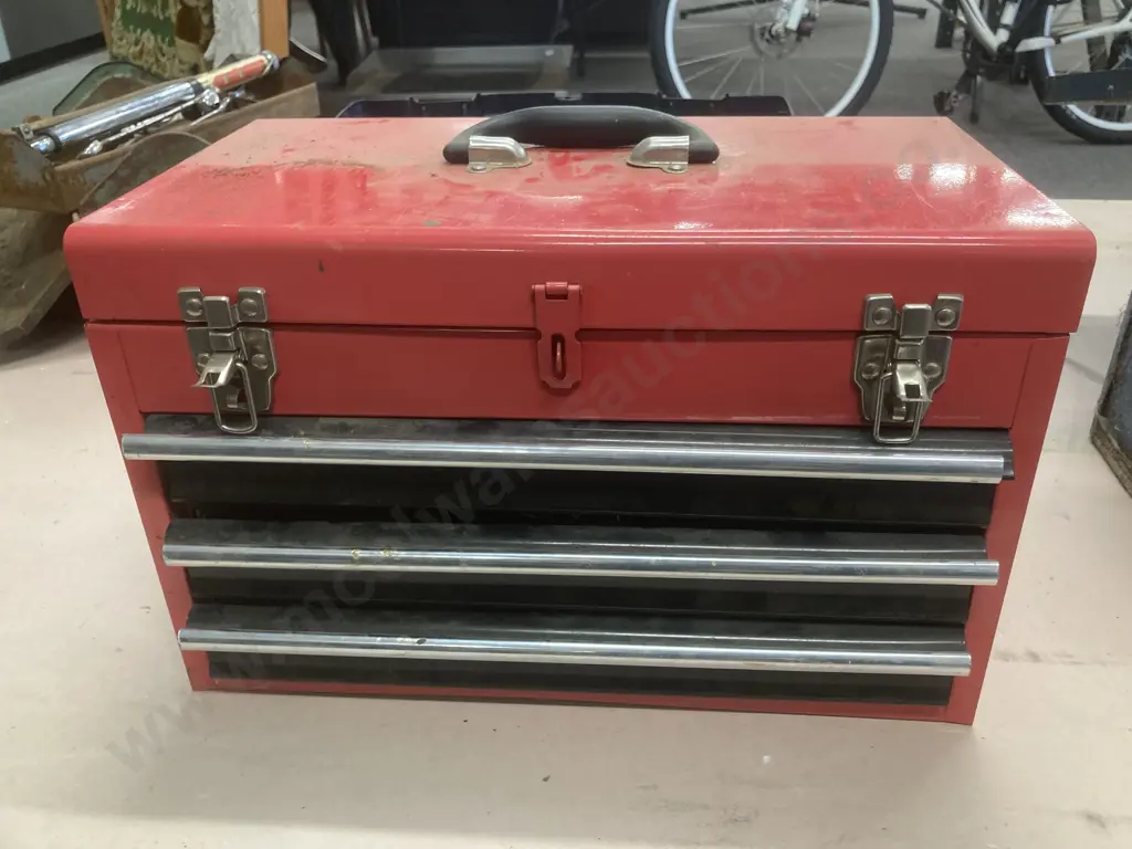 Red Toolbox & Tools, Sockets, Screwdrivers, Etc Image 1++