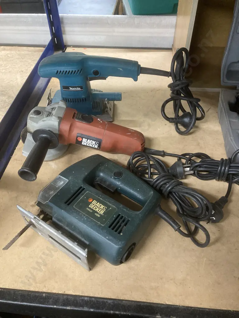 Black & Decker KS531 Jigsaw, KG915 Angle Grinder & Makita BO3700 Sheet Sander Image 1++