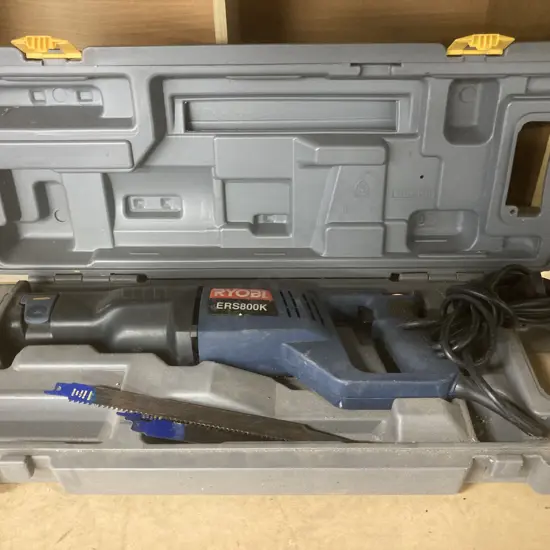 Ryobi ERS800K Reciprocating Saw, Blades In Blow Moulded Case